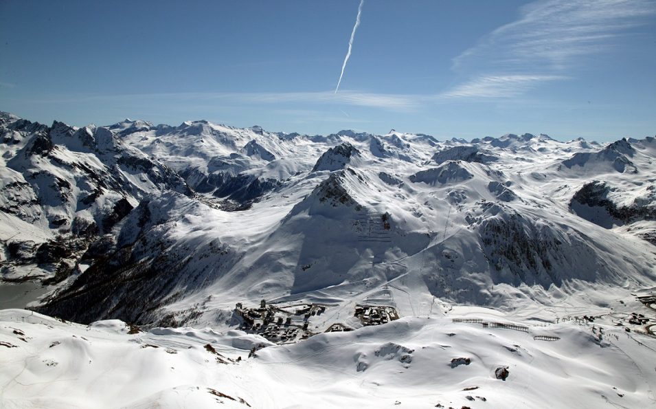 http://www.toursaltitude.com/wp-content/uploads/2014/07/JPG-Tignes-paysage-de-montagne-hd-955x595.jpg