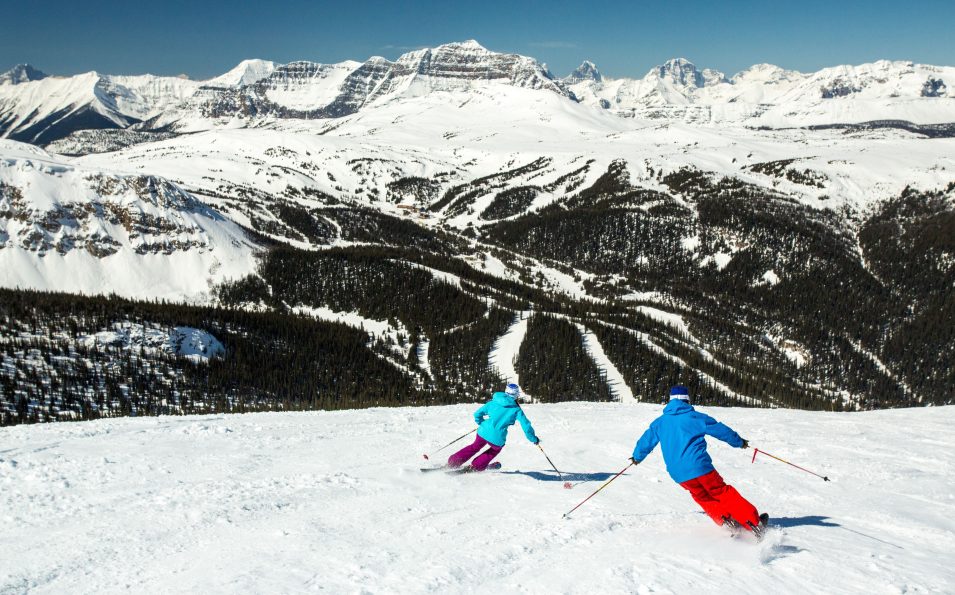 http://www.toursaltitude.com/wp-content/uploads/2014/07/Ski-Sunshine-Village-Zizka-955x595.jpg
