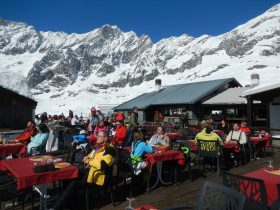 http://www.toursaltitude.com/wp-content/uploads/2014/08/Groupe-Zermatt13-280x210.jpg