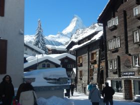 http://www.toursaltitude.com/wp-content/uploads/2014/09/Vieux-Village-de-Zermatt-9-280x210.jpg