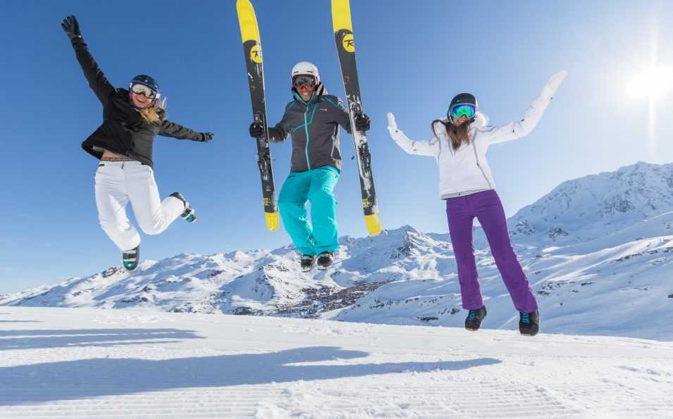http://www.toursaltitude.com/wp-content/uploads/2018/04/Ski-C.Cattin-OT-Val-Thorens-014-955x595.jpg