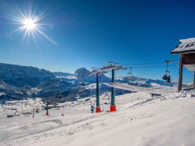 http://www.toursaltitude.com/wp-content/uploads/2019/05/Seceda-Top-Station©DOLOMITESValGardena-280x210.jpg