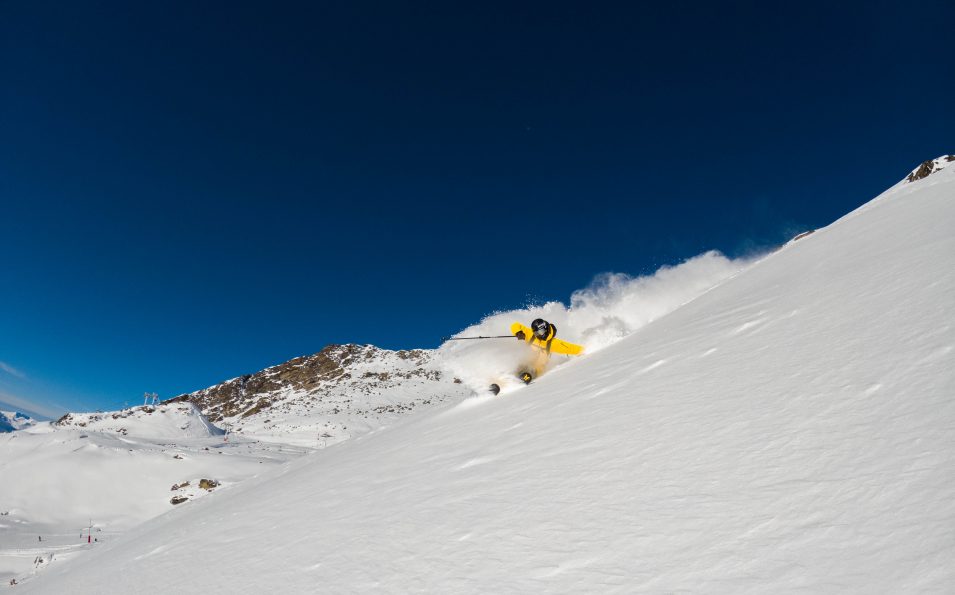 http://www.toursaltitude.com/wp-content/uploads/2021/09/230117_GoPro_Lucas_Freeride-L.BROCHOT-OT-val-Thorens-5-955x595.jpg