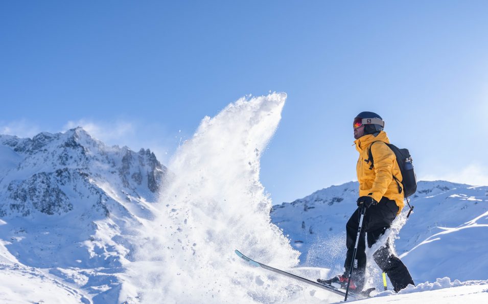 http://www.toursaltitude.com/wp-content/uploads/2021/09/230118_Freeride-L.BROCHOT-OT-val-Thorens-11-crop-955x595.jpg