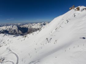 http://www.toursaltitude.com/wp-content/uploads/2022/04/alpedhuez_salino_hiver_paysage2_4700-280x210.jpg