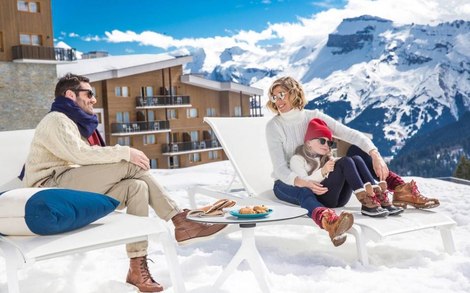 http://www.toursaltitude.com/wp-content/uploads/2023/03/https___ns.clubmed.com_fbs_RWD_Resorts_GMAC_GMAC_D218_018-swhr-955x595.jpg