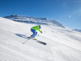 http://www.toursaltitude.com/wp-content/uploads/2023/04/c-Laurent-Salino-ski-de-piste-3-280x210.jpg
