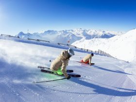 http://www.toursaltitude.com/wp-content/uploads/2023/04/la-plagne-ski-piste-06-280x210.jpg